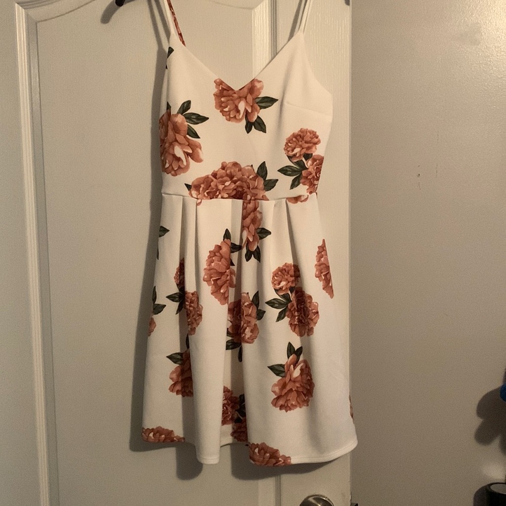 Too small on me, Love the dress and the color.